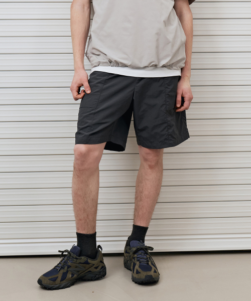 MINDBRIDGE(マインドブリッジ)の「ユーティリティセミワイドフルバンディングハーフパンツ - 2カラー(その他パンツ・メンズ・ライトグレー/ダークグレー・36/34/32/30)」の3枚目の写真
