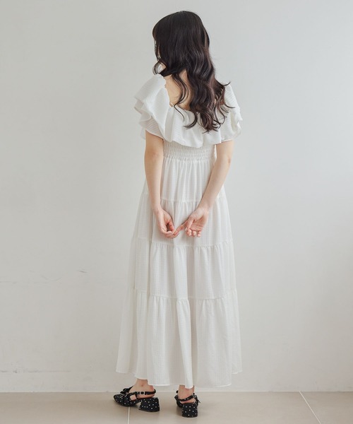 Heather(ヘザー)の「2WAYショルダーフリルワンピース 679986(ワンピース・レディース・ホワイト系その他/ブラック/オレンジ系その他/オフホワイト・FREE)」の16枚目の写真