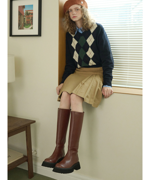 APTO(アプト)の「ジュリー ロングブーツ AGFB009(ブーツ・レディース・ブラック/ブラウン・23cm/23.5cm/24cm/24.5cm/25cm)」の4枚目の写真