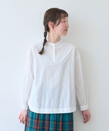 80/タイプライター ナチュラルトリプルワッシャー バンドカラーブラウス