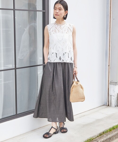 SHIPS(シップス)の「【実力派ベーシック】〈接触冷感/UVカット/吸水速乾/洗濯機可能〉SUUSUU ギャザー フレア ワイドパンツ(その他パンツ・レディース・ブラウン/ダークグレー・ONE SIZE)」の3枚目の写真
