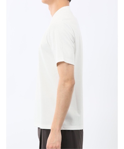 TAKA-Q(タカキュー)の「Tシャツ メンズ 半袖 ストレッチ 接触冷感 抗菌防臭 UV 綿 コットン 無地 シルケット スムス スロープネック ドレスT(Tシャツ/カットソー・メンズ・ホワイト・S/MEDIUM/LARGE/X-LARGE)」の8枚目の写真