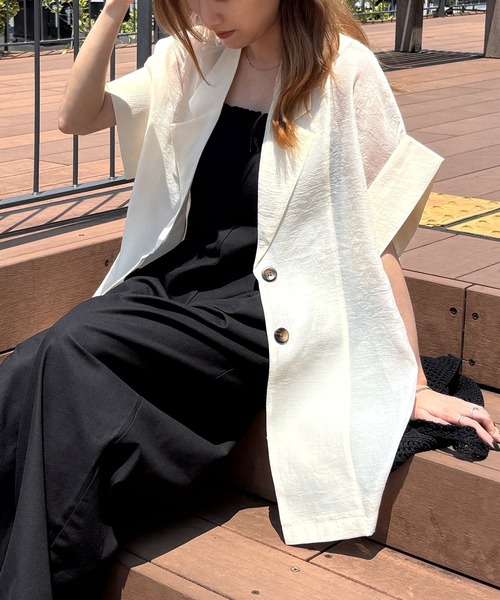 ISOOK（アイスー）の「【ISOOK / アイスー】シアーハーフスリーブジャケット / 半袖 テーラードジャケット オーバーサイズ ビッグシルエット ルーズ丈 シアートップス シースルー 羽織り ZOZOTOWN限定（テーラードジャケット・レディース・ブラウン/アイボリー/ブラック・FREE）」の2枚目の写真