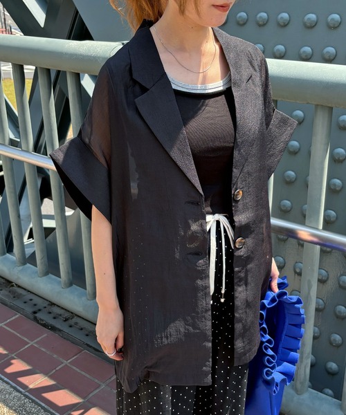 ISOOK（アイスー）の「【ISOOK / アイスー】シアーハーフスリーブジャケット / 半袖 テーラードジャケット オーバーサイズ ビッグシルエット ルーズ丈 シアートップス シースルー 羽織り ZOZOTOWN限定（テーラードジャケット・レディース・ブラウン/アイボリー/ブラック・FREE）」の8枚目の写真