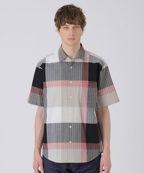 BLACK LABEL CRESTBRIDGE(ブラックレーベル・クレストブリッジ)の「パナマサッカーチェックハーフスリーブシャツ(シャツ/ブラウス・メンズ・オフホワイト/ネイビー/ベージュ系その他2・XL/L/M/S)」の2枚目の写真