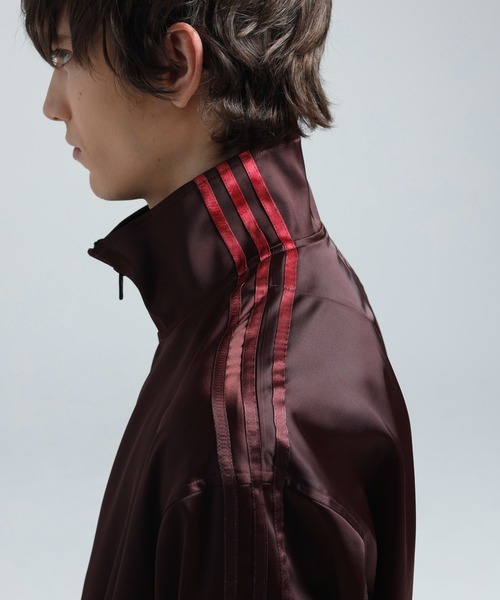 Y-3(ワイスリー)の「Y-3 SATIN GRADIENT 3 STRIPES TRACK TOP(ジャージ・メンズ・バーガンディー・XX-SMALL/X-SMALL/SMALL/MEDIUM/LARGE/X-LARGE)」の6枚目の写真