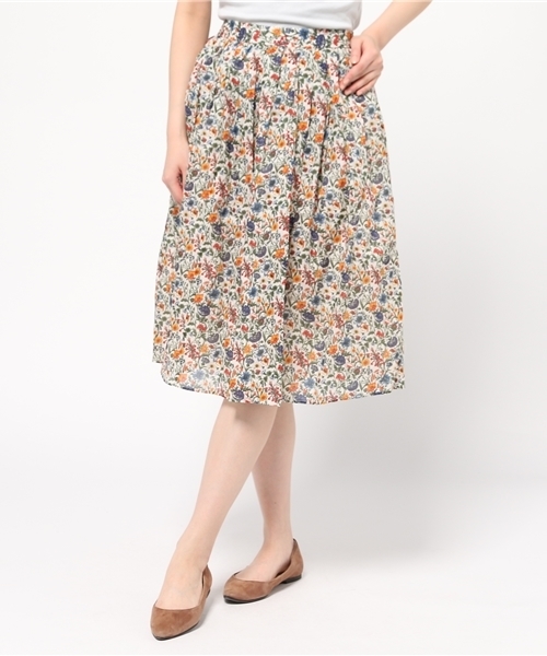earth music&ecology（アースミュージックアンドエコロジー）の「【2016Summer】【Liberty Print】ミモレ丈ギャザースカート（スカート・レディース・ブルー/オレンジ・FREE）」の13枚目の写真