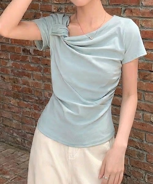 Pittok（ピットク）の「ギャザーリボン風 半袖Ｔシャツカットソー（Tシャツ/カットソー・レディース・ライトブルー/ホワイト・MEDIUM）」の7枚目の写真