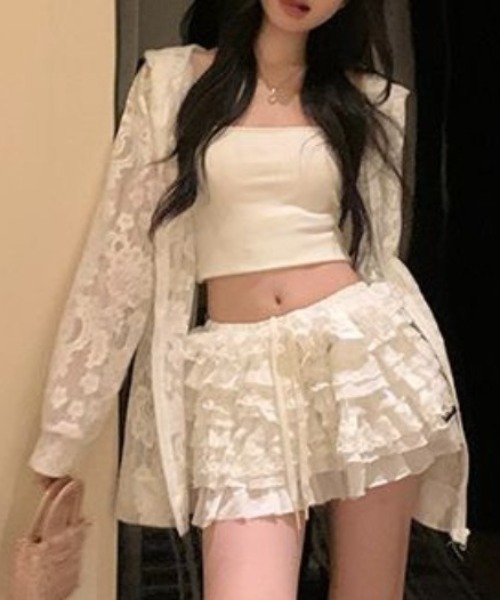 AVYL(アヴィル)の「レースシアーショートジップパーカー(パーカー・レディース・ホワイト・M)」の6枚目の写真