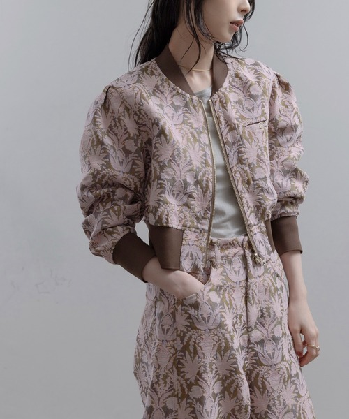 Eimee Law（エイミーロウ）の「フラワージャガード リバーシブルブルゾン（ブルゾン・レディース・ライトピンク/ブラック/ブルー・FREE）」の8枚目の写真