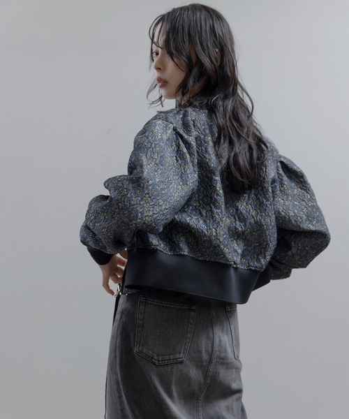 Eimee Law（エイミーロウ）の「フラワージャガード リバーシブルブルゾン（ブルゾン・レディース・ライトピンク/ブラック/ブルー・FREE）」の17枚目の写真