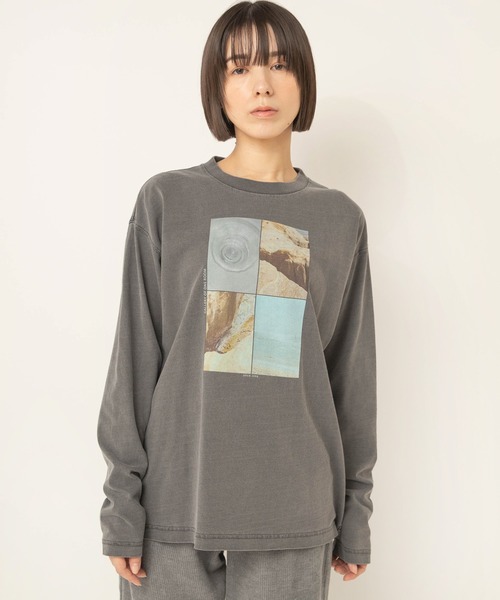 RNA-N(アールエヌエーエヌ)の「M2732 gallery photo print T(Tシャツ/カットソー・レディース・チャコール/オフホワイト/ブラウン・FREE)」の7枚目の写真