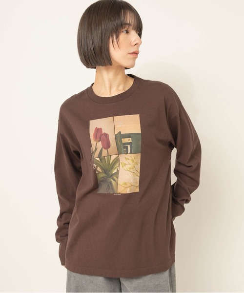 RNA-N(アールエヌエーエヌ)の「M2732 gallery photo print T(Tシャツ/カットソー・レディース・チャコール/オフホワイト/ブラウン・FREE)」の8枚目の写真