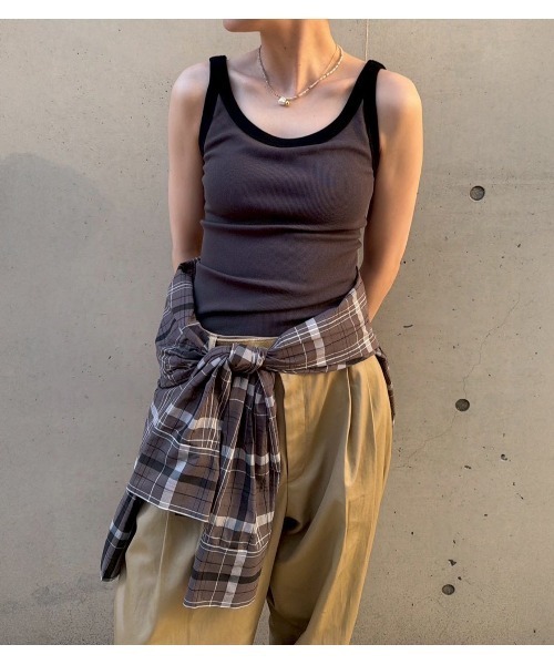 LE CIEL BLEU(ルシェルブルー)の「コントラストトリムリブタンク / Contrast Trim Rib Tank(Tシャツ/カットソー・レディース・ブルー/オフホワイト/ブラウン・36)」の2枚目の写真