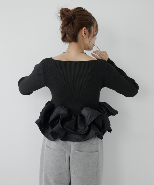 AMUU. PRECIEUSE（アムープレシューズ）の「フリルティアードドッキングニット（ニット/セーター・レディース・ブラック/グレー/アイボリー・FREE）」の17枚目の写真