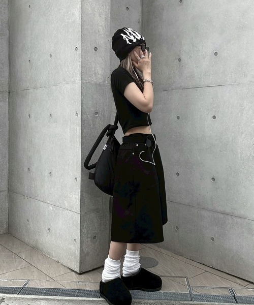 YACA(ヤーカ)の「Mini Tee/ミニT(Tシャツ/カットソー・レディース・ホワイト/ブラック/グレー・FREE)」の13枚目の写真