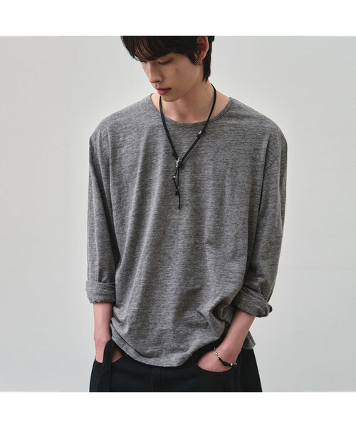 ALYSS（アリス）の「サマーソフトスラブUネッククロップTシャツ[2COLOR]（Tシャツ/カットソー・メンズ・チャコールグレー/ブラック・X-LARGE/LARGE/MEDIUM）」の2枚目の写真