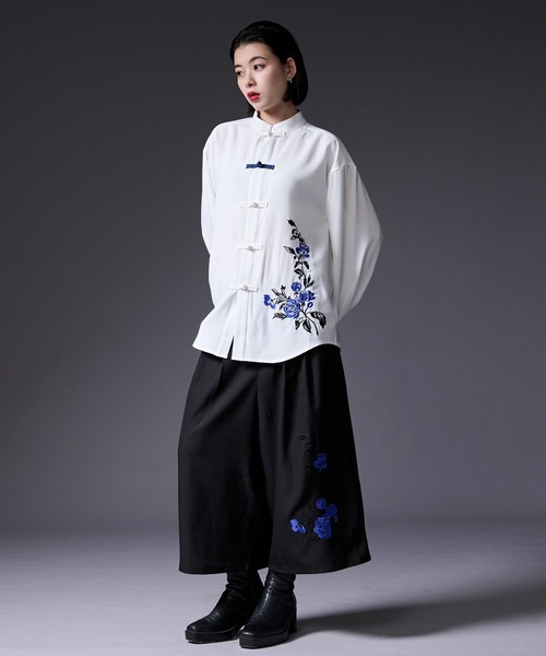 Ellno Loset(エルノロゼット)の「フラワー刺繍キュロットパンツ(その他パンツ・メンズ・ブラック/チャコール・LARGE/X-SMALL/SMALL/MEDIUM)」の13枚目の写真