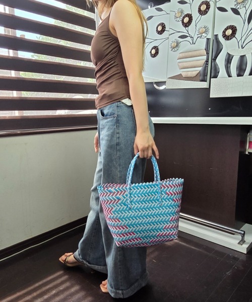 tolene(トレネ)の「カラフルメルカドバッグ マチあり ミニバッグ かごバッグ(かごバッグ・レディース・ブルー/イエロー・FREE)」の13枚目の写真