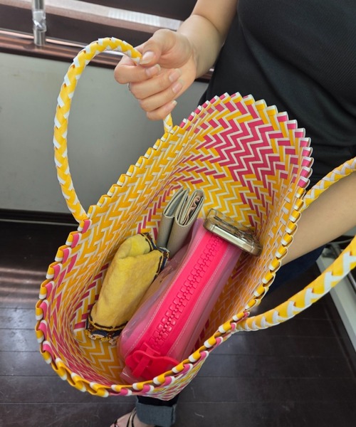 tolene(トレネ)の「カラフルメルカドバッグ マチあり ミニバッグ かごバッグ(かごバッグ・レディース・ブルー/イエロー・FREE)」の10枚目の写真