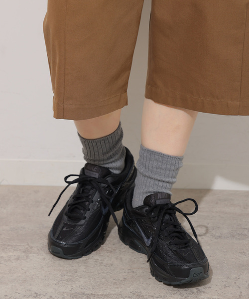 NIKE(ナイキ)の「【NIKE/ナイキ】 WMNS INITIATOR(スニーカー・レディース・ブラック・23cm/23.5cm/24cm/24.5cm/25cm)」の2枚目の写真
