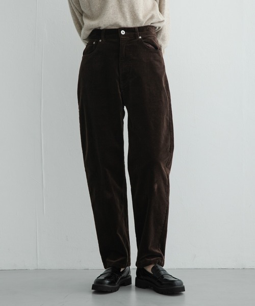 URBAN RESEARCH Sonny Label(アーバンリサーチサニーレーベル)の「コーデュロイカーブパンツ(その他パンツ・レディース・オフホワイト/チャコールグレー/ブラウン・38/36)」の11枚目の写真