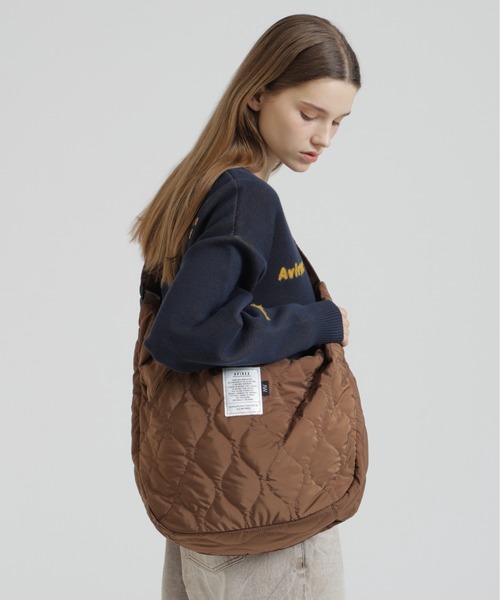 AVIREX(アヴィレックス)の「《直営店限定》BONDING QUILTING SHOULDER BAG(ショルダーバッグ・レディース・グリーン系カモフラージュ/ブラック/ブラウン・F)」の22枚目の写真