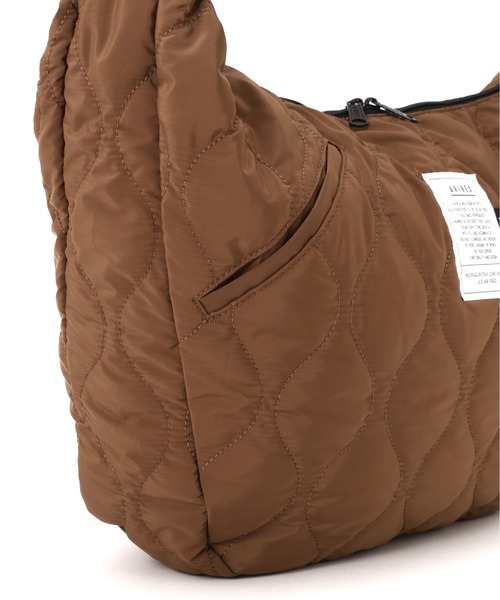 AVIREX(アヴィレックス)の「《直営店限定》BONDING QUILTING SHOULDER BAG(ショルダーバッグ・レディース・グリーン系カモフラージュ/ブラック/ブラウン・F)」の10枚目の写真