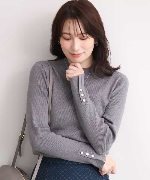 OFUON le MK(オフオンルエムケー)の「モックネックリブニット/洗える/WEB限定サイズあり(ニット/セーター・レディース・ホワイト/レッド/グレー・38/36)」の3枚目の写真