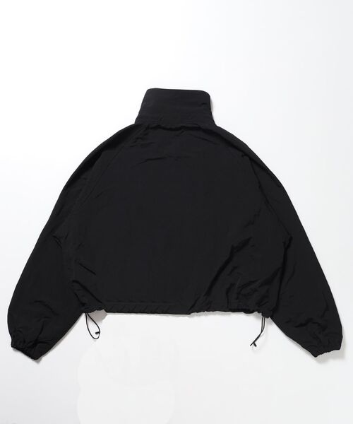 FFEIN(フェイン)の「【撥水加工】FFEIN(フェイン)2WAYコーディロイ衿ショートナイロンジャケット / ナイロン ジャケット コーデュロイ襟 ショート丈 アウター 撥水加工 レディース(ナイロンジャケット・レディース・ブラウン/アイボリー/カーキ/ブラック・FREE)」の20枚目の写真