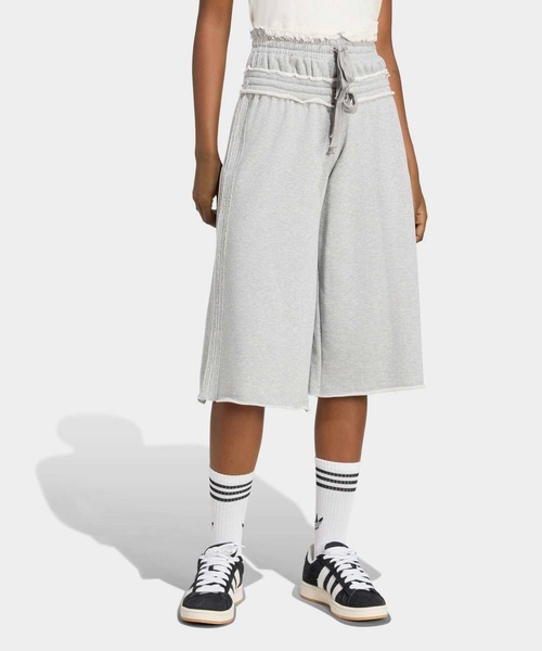 adidas(アディダス)の「ウィンタライズド ダブル ショーツ / ハーフパンツ / アディダスオリジナルス adidas Originals(その他パンツ・レディース・グレー・LARGE/MEDIUM/SMALL/X-SMALL/XX-LARGE/X-LARGE)」の1枚目の写真