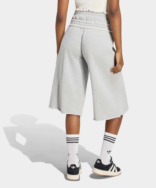 adidas(アディダス)の「ウィンタライズド ダブル ショーツ / ハーフパンツ / アディダスオリジナルス adidas Originals(その他パンツ・レディース・グレー・LARGE/MEDIUM/SMALL/X-SMALL/XX-LARGE/X-LARGE)」の2枚目の写真