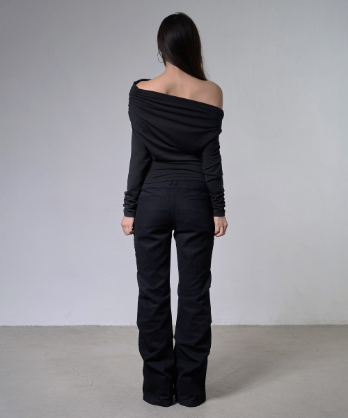 FANCY CLUB(ファンシークラブ)の「アイレットカウルワンショルダートップ (ブラック) F26ZB520(Tシャツ/カットソー・レディース・その他・FREE)」の6枚目の写真