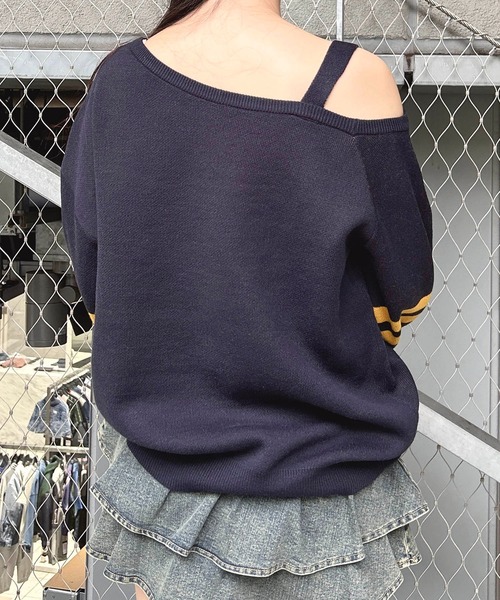 INGNI(イング)の「ナンバリングワンショルニット(ニット/セーター・レディース・ワイン系2/ブラウン系6/ネイビー系3/ホワイト×ブラック・M)」の8枚目の写真