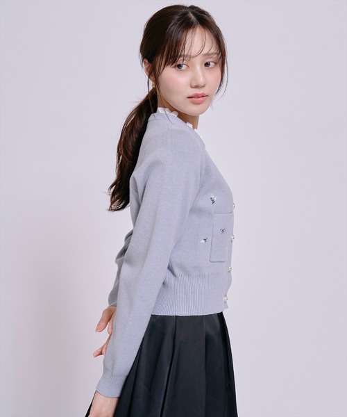 WILLSELECTION（ウィルセレクション）の「モチーフ刺繍フリルカラーカーディガン（カーディガン/ボレロ・レディース・ブルー/ダークブラウン/ブラック/オフホワイト・FREE）」の13枚目の写真