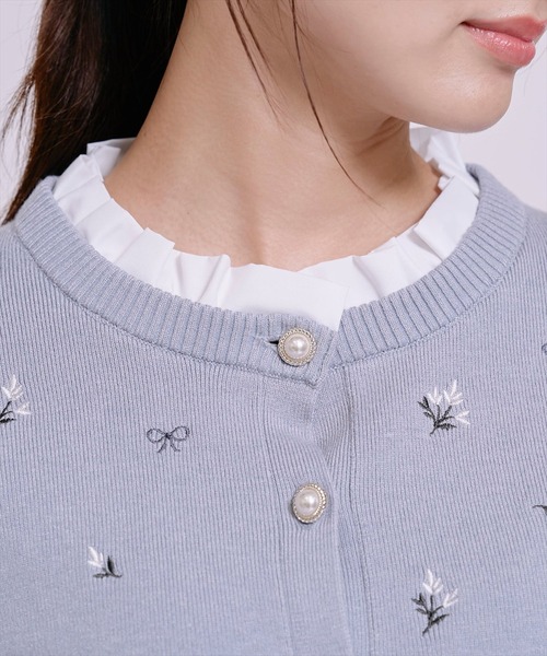 WILLSELECTION（ウィルセレクション）の「モチーフ刺繍フリルカラーカーディガン（カーディガン/ボレロ・レディース・ブルー/ダークブラウン/ブラック/オフホワイト・FREE）」の15枚目の写真