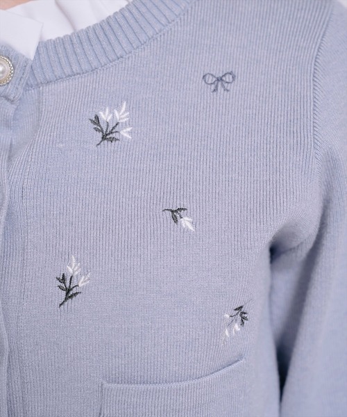 WILLSELECTION（ウィルセレクション）の「モチーフ刺繍フリルカラーカーディガン（カーディガン/ボレロ・レディース・ブルー/ダークブラウン/ブラック/オフホワイト・FREE）」の17枚目の写真