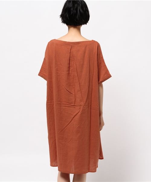 LBC（エルビーシー）の「リネンコットンレーヨンサックワンピース        （ワンピース・レディース・レンガ/オリーブ/チョコ・LARGE/MEDIUM）」の14枚目の写真