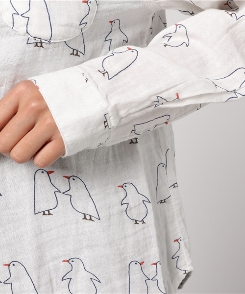 rovtski（ロフトスキー）の「ペンギン柄シャツ（シャツ/ブラウス