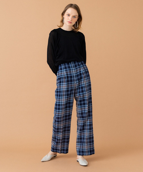 UNITED TOKYO（ユナイテッドトウキョウ）の「シアーチェックハイウエストパンツ（スラックス・レディース・ネイビー・1）」の13枚目の写真