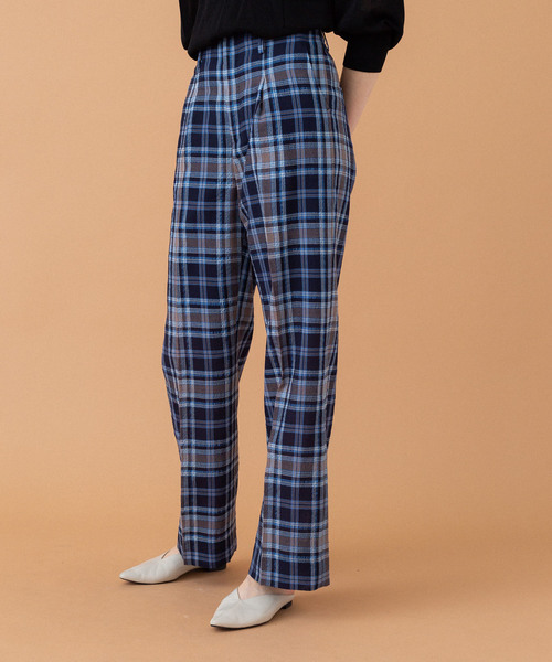 UNITED TOKYO（ユナイテッドトウキョウ）の「シアーチェックハイウエストパンツ（スラックス・レディース・ネイビー・1）」の16枚目の写真