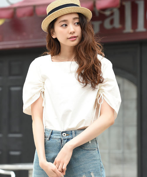 Luz Llena（ラズレナ）の「[綿100%]シャーリングスリーブコットンブラウス（Tシャツ/カットソー・レディース・レッド/オフホワイト・MEDIUM）」の13枚目の写真