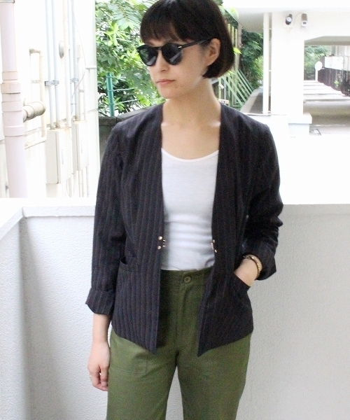 ottilie（オティーリエ）の「ストライプジャケット（ノーカラージャケット・レディース・ブラック/チャコールグレー・FREE）」の3枚目の写真