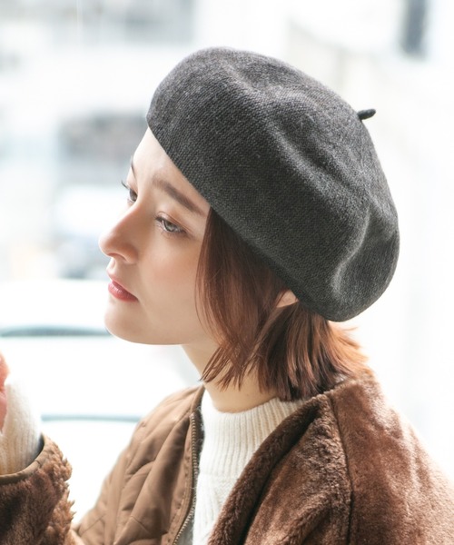 14+(イチヨンプラス)の「イタリア糸ニットベレー帽 / ber(ハンチング/ベレー帽・レディース・ワインレッド/ピンク/ネイビー/ブルー/ブラック/ベージュ/ブラウン/オリーブ/ライトブルー/イエロー/チャコールグレー/オレンジ/ライトピンク/ダークベージュ/ダークブラウン/パープル・FREE)」の3枚目の写真