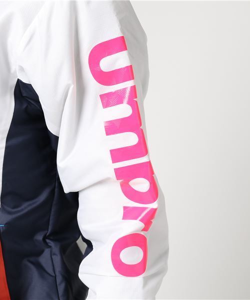 UMBRO（アンブロ）の「WM ライトインシュレーションウインドジャケット UCA4756W（ブルゾン・レディース・ブラック×ブルー/ネイビー/ホワイト×ネイビー・LL/S/L/M）」の10枚目の写真