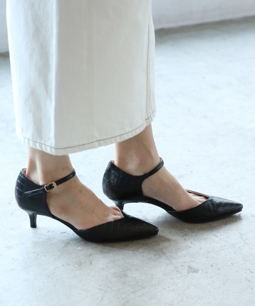 A part by（アパートバイ）の「【WEB限定サイズ・カラー】セパレートパンプス　781549（パンプス・レディース・ホワイト系その他/ブラック/ブラック系その他/ベージュ系その他/グリーン/ピンク・MEDIUM/LARGE/X-LARGE）」の9枚目の写真