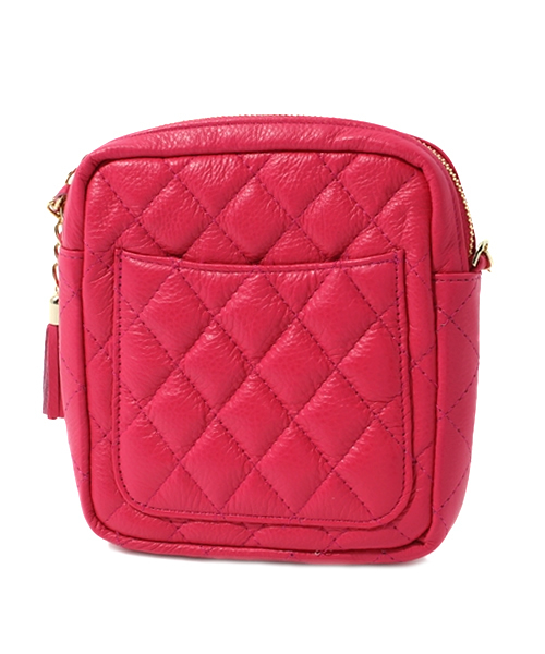 DURAS（デュラス）の「キルティングミニバッグ（ショルダーバッグ・レディース・ブラック/イエロー/ピンク/レッド/ゴールド・FREE）」の4枚目の写真