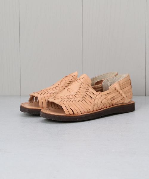 CHAMULA(チャムラ)の「<CHAMULA>CHICHEN SANDALS/サンダル(サンダル・レディース・ベージュ/ブラック・23.5cm/24.5cm/22.5cm/25.5cm)」の3枚目の写真