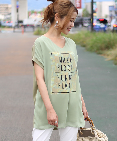 Bab Bou Jeloud（バブブージュルード）の「花柄3DロゴTシャツ（T 