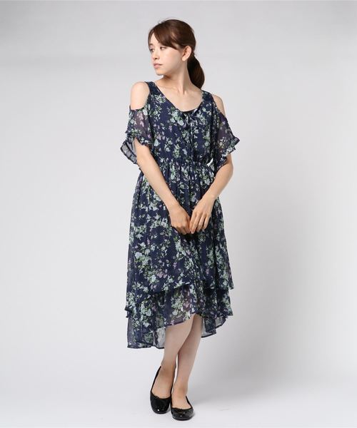 axes femme（アクシーズファム）の「花柄肩あきワンピース（ワンピース・レディース・ネイビー/サックスブルー/ピンク・MEDIUM）」の11枚目の写真